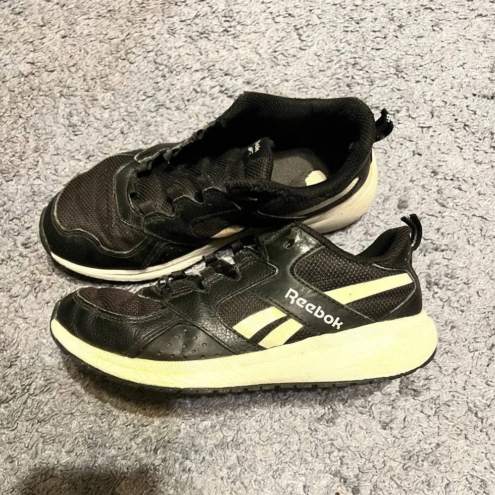 3/$15 Boys Reebok Tennis Shoes- Size 2
